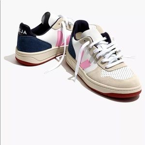 Madewell x Veja™ Leather V-10 Lace-Up Sneakers in White with Pink & Navy Accents